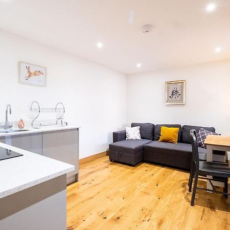 Three Tuns Apartments - Sycamore Pettistree Dış mekan fotoğraf