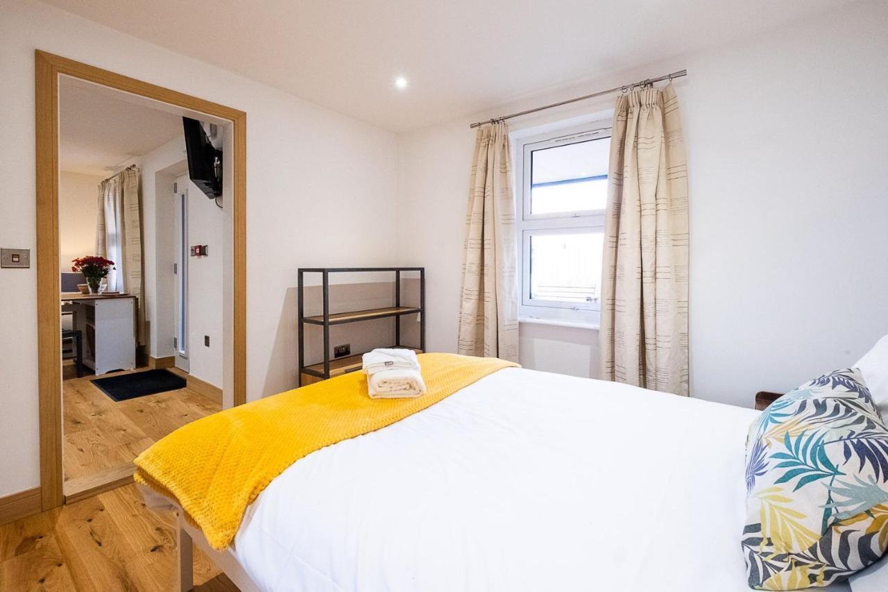 Three Tuns Apartments - Sycamore Pettistree Dış mekan fotoğraf