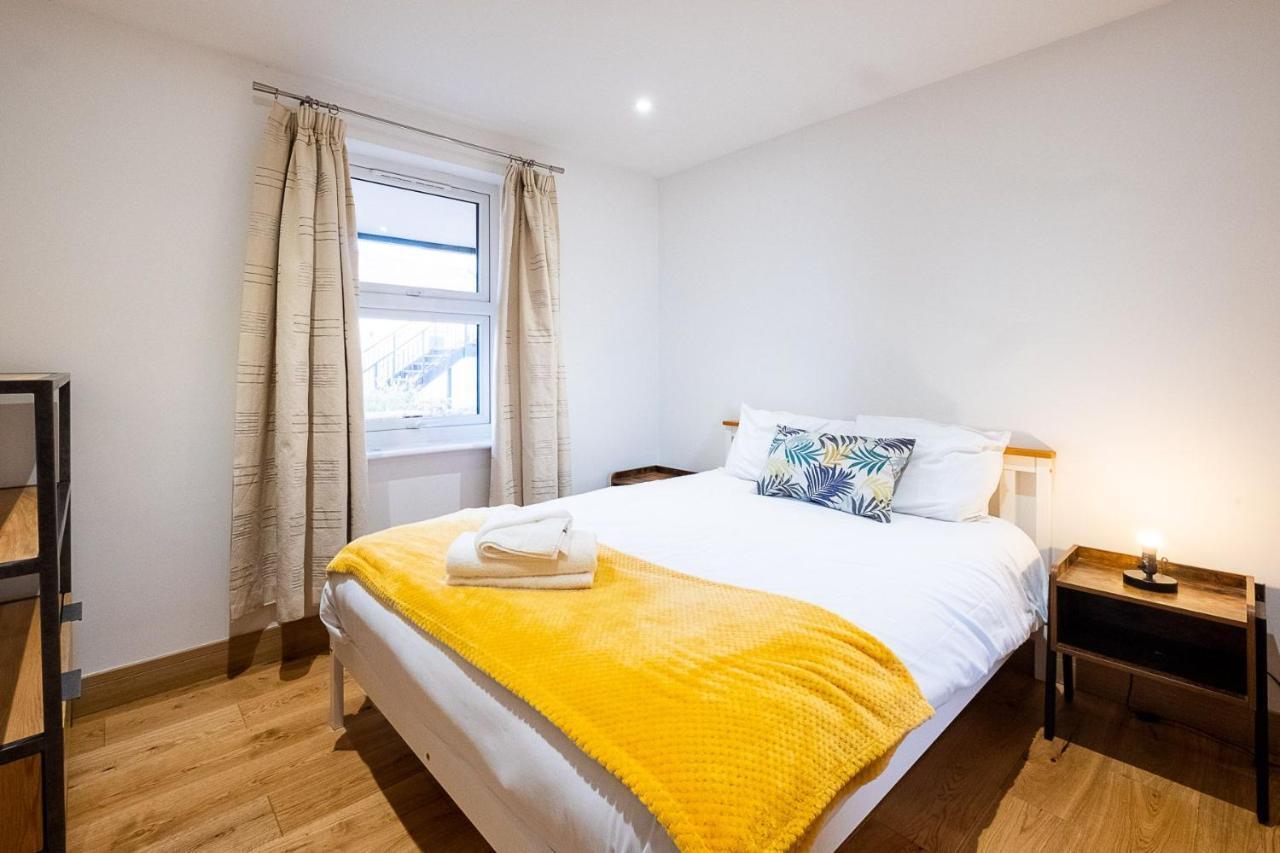 Three Tuns Apartments - Sycamore Pettistree Dış mekan fotoğraf